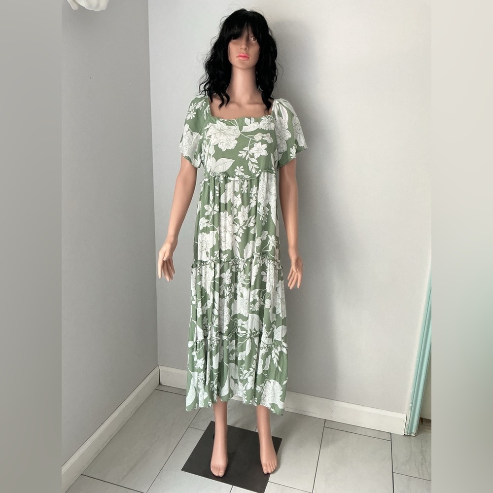 Anthropologie Kindred Maxi Dress Size M Boho Peasant Ruffled Green Floral